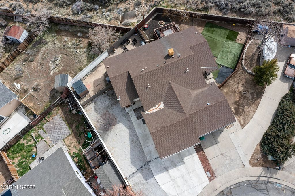 Image 24 of property listing at 6764 Honeysuckle Court, Reno, NV 89506