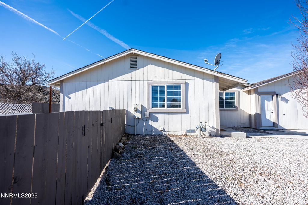 Image 35 of property listing at 6764 Honeysuckle Court, Reno, NV 89506