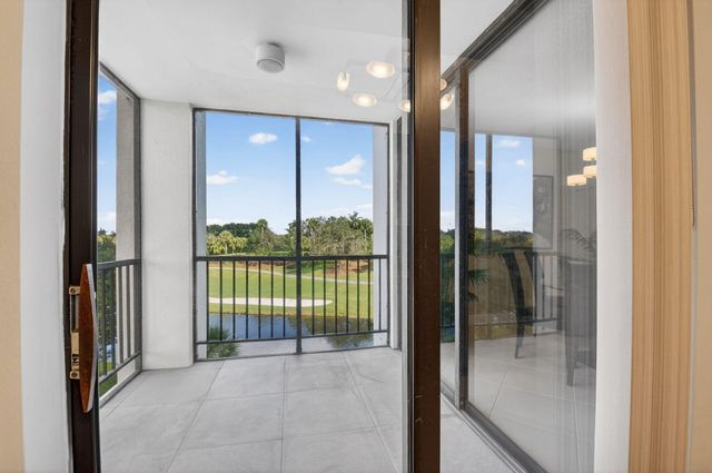 6797 Willow Wood Drive 6041, Boca Raton, FL 33434