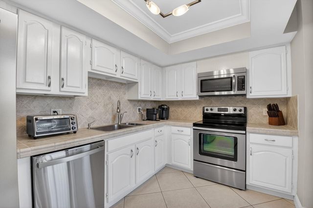 6797 Willow Wood Drive 6041, Boca Raton, FL 33434