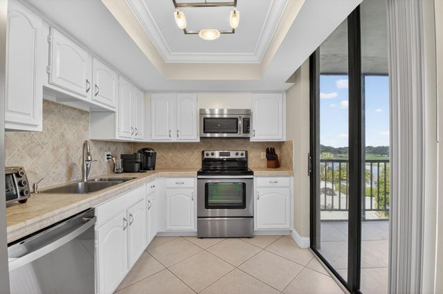6797 Willow Wood Drive 6041, Boca Raton, FL 33434