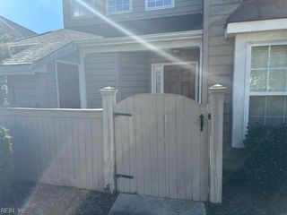 2507 Old Greenbrier RD, Chesapeake, VA 23325