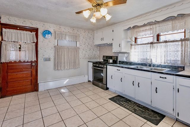 47 Jaeger Drive, Westfield, MA 01085