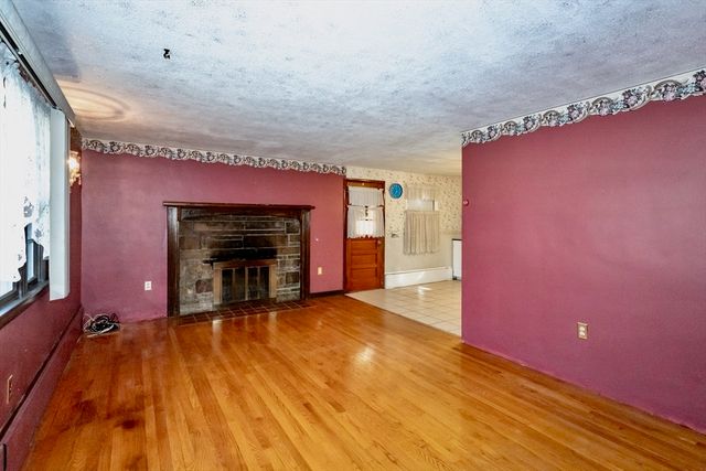 47 Jaeger Drive, Westfield, MA 01085