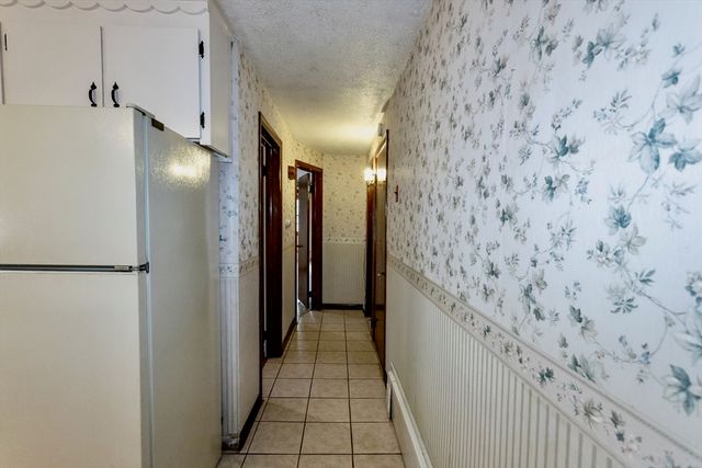 47 Jaeger Drive, Westfield, MA 01085