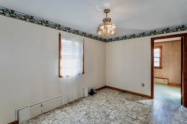 47 Jaeger Drive, Westfield, MA 01085