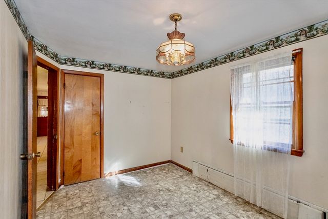 47 Jaeger Drive, Westfield, MA 01085