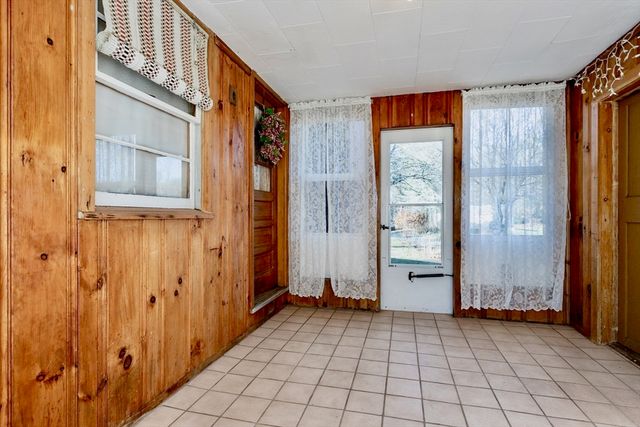 47 Jaeger Drive, Westfield, MA 01085