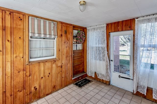 47 Jaeger Drive, Westfield, MA 01085