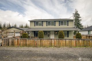 828 Ocean Avenue, Cosmopolis, WA 98595
