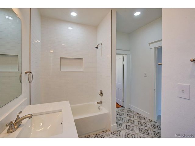 4141 Yates St, Denver, CO 80212