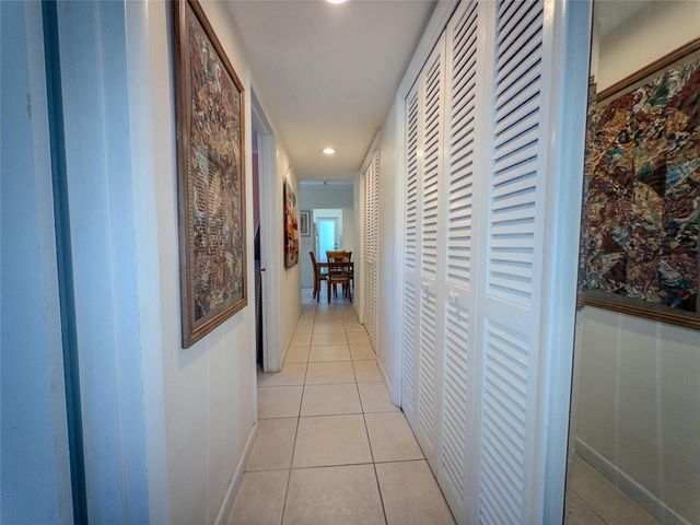 2430 NE 135th Street 302, North Miami, FL 33181