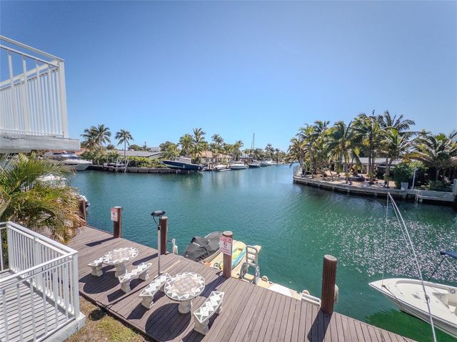 2430 NE 135th Street 302, North Miami, FL 33181