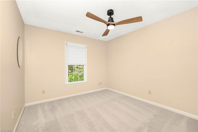 201 Saint Regis Lane, Kernersville, NC 27284