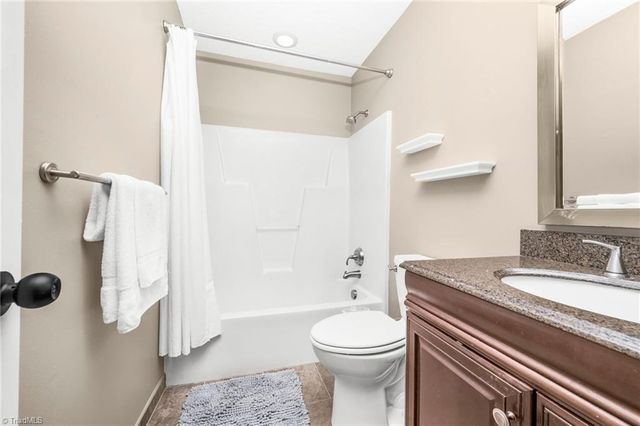 201 Saint Regis Lane, Kernersville, NC 27284