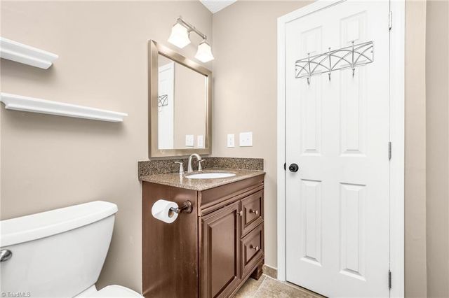 201 Saint Regis Lane, Kernersville, NC 27284