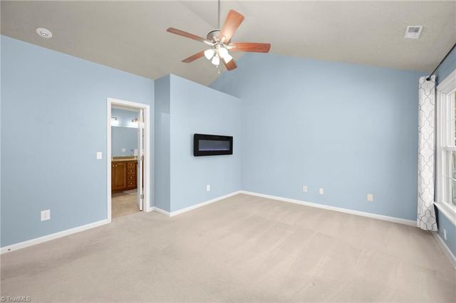 201 Saint Regis Lane, Kernersville, NC 27284