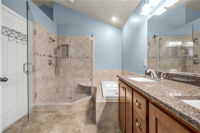 201 Saint Regis Lane, Kernersville, NC 27284