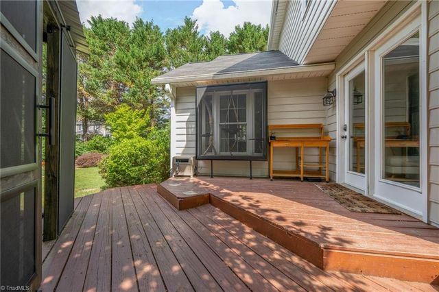 201 Saint Regis Lane, Kernersville, NC 27284