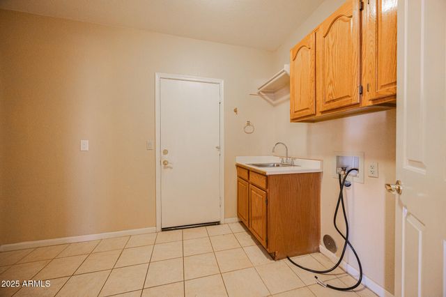 926 W WAGNER Drive, Gilbert, AZ 85233