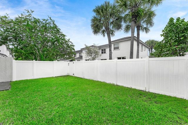 16856 SW 1ST Place, Pembroke Pines, FL 33027