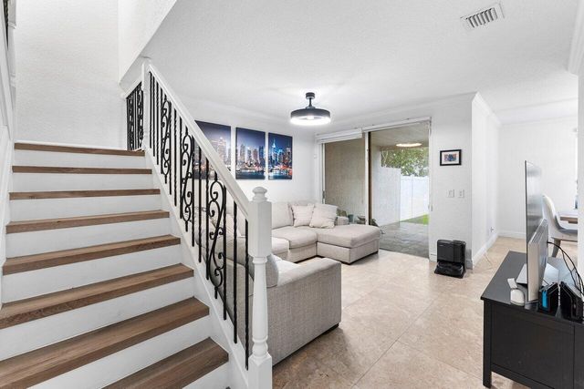 16856 SW 1ST Place, Pembroke Pines, FL 33027