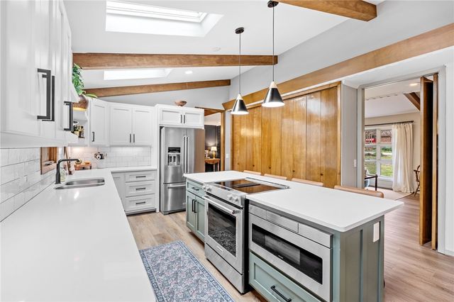 207 Asbury Circle, Easley, SC 29640