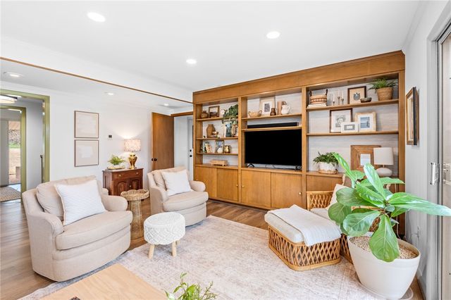 207 Asbury Circle, Easley, SC 29640