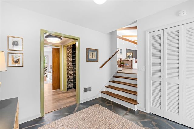 207 Asbury Circle, Easley, SC 29640