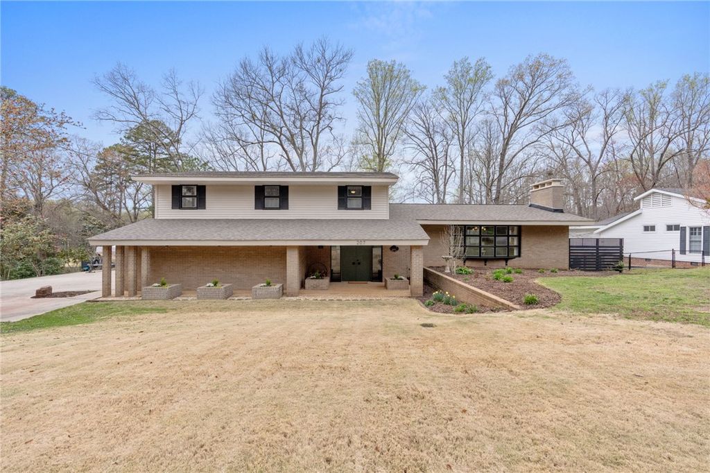 207 Asbury Circle, Easley, SC 29640
