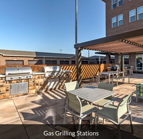 680 E Algonquin Road 1205, Schaumburg, IL 60173