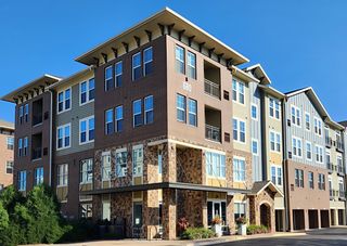 680 E Algonquin Road 1205, Schaumburg, IL 60173