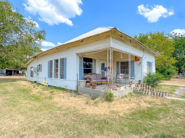 15101 Fm 635, Kerens, TX 75144