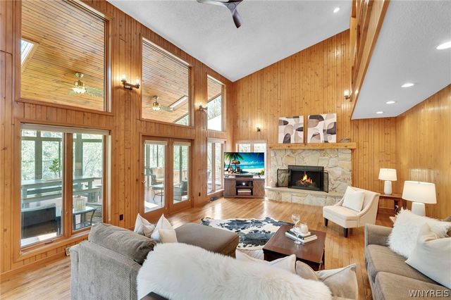 4789 Shimerville Road, Clarence, NY 14031