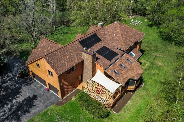 4789 Shimerville Road, Clarence, NY 14031