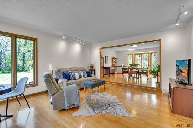 4789 Shimerville Road, Clarence, NY 14031