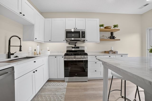 1327 Trimble Rd., Mansfield, OH 44906