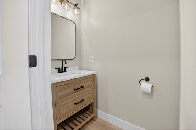 1327 Trimble Rd., Mansfield, OH 44906