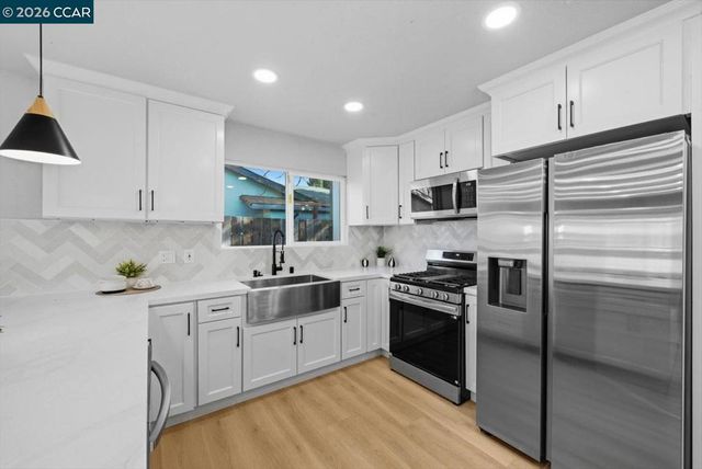 2916 Garfield Pl, Antioch, CA 94509