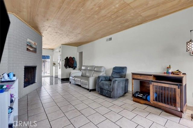 13902 Yorba 14C, Tustin, CA 92780