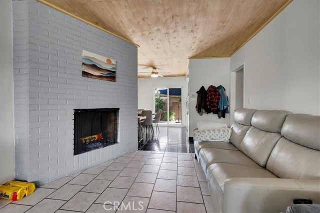 13902 Yorba 14C, Tustin, CA 92780