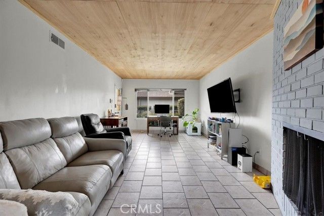 13902 Yorba 14C, Tustin, CA 92780