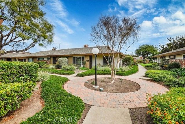 13902 Yorba 14C, Tustin, CA 92780