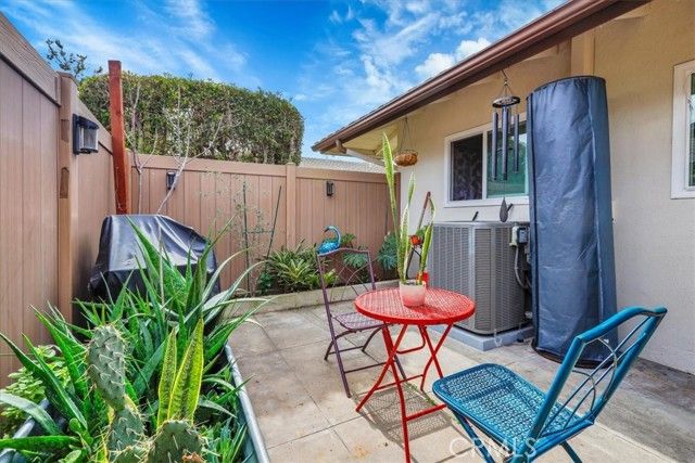 13902 Yorba 14C, Tustin, CA 92780
