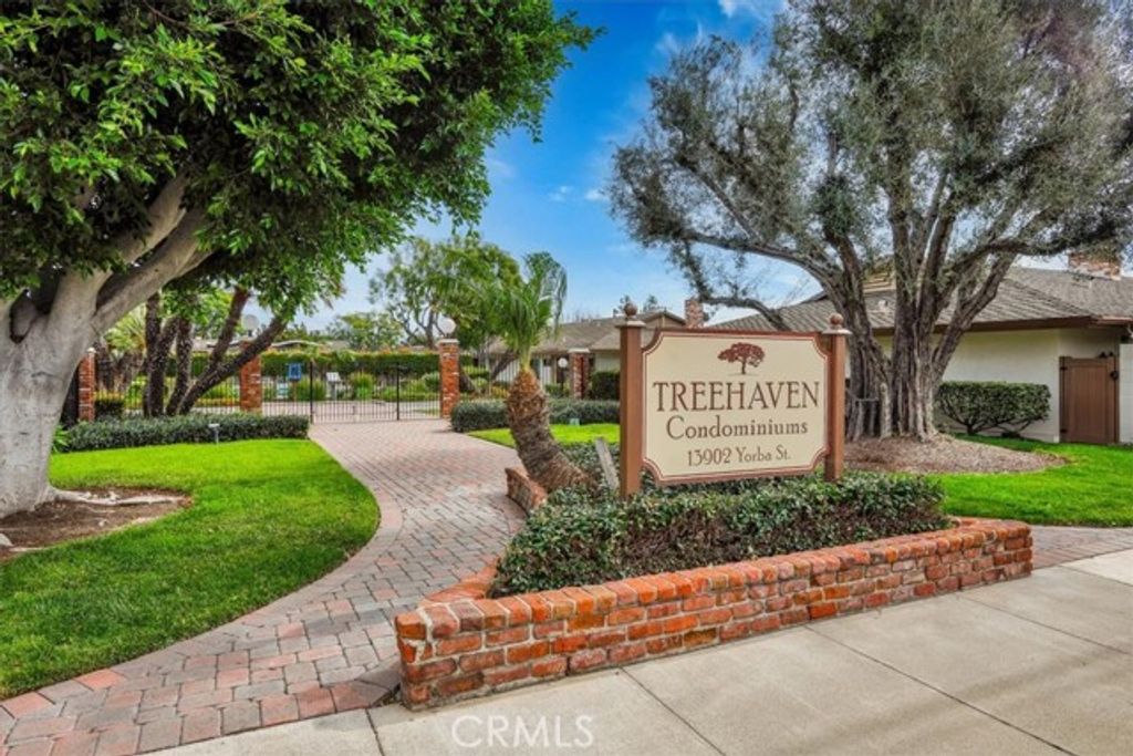 13902 Yorba 14C, Tustin, CA 92780