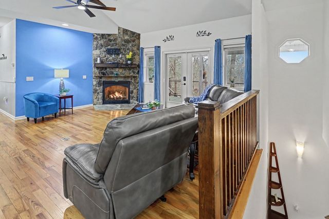 340 Country Mountain Rdg, Murphy, NC 28906