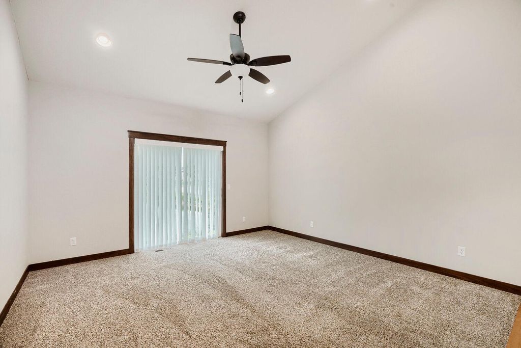 5832 178th Street W, Lakeville, MN 55044 — photo 4