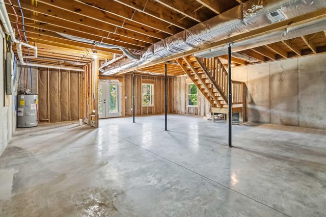 495 Pumpkin Crk Circle, Jamestown, KY 42629