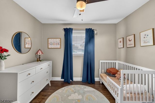 24 Amendola Dr, Netcong Boro, NJ 07857