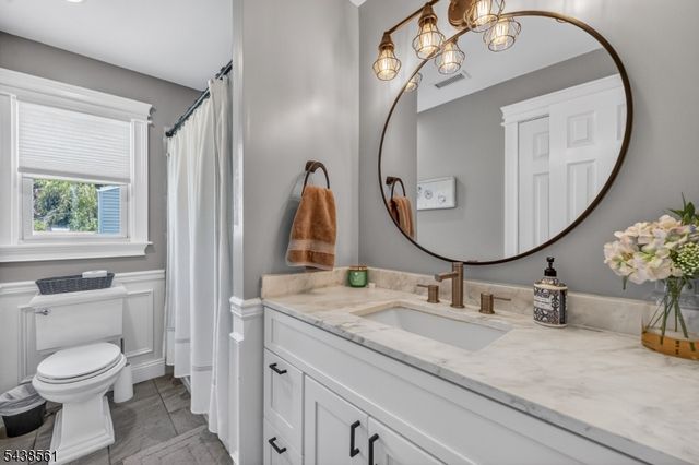 24 Amendola Dr, Netcong Boro, NJ 07857